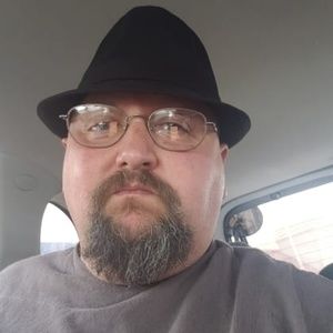 Meet your Posher, Dwayne